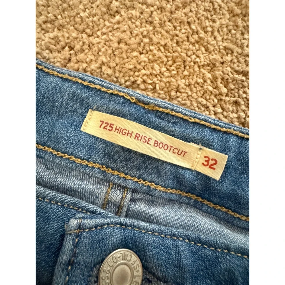Levis classic denim